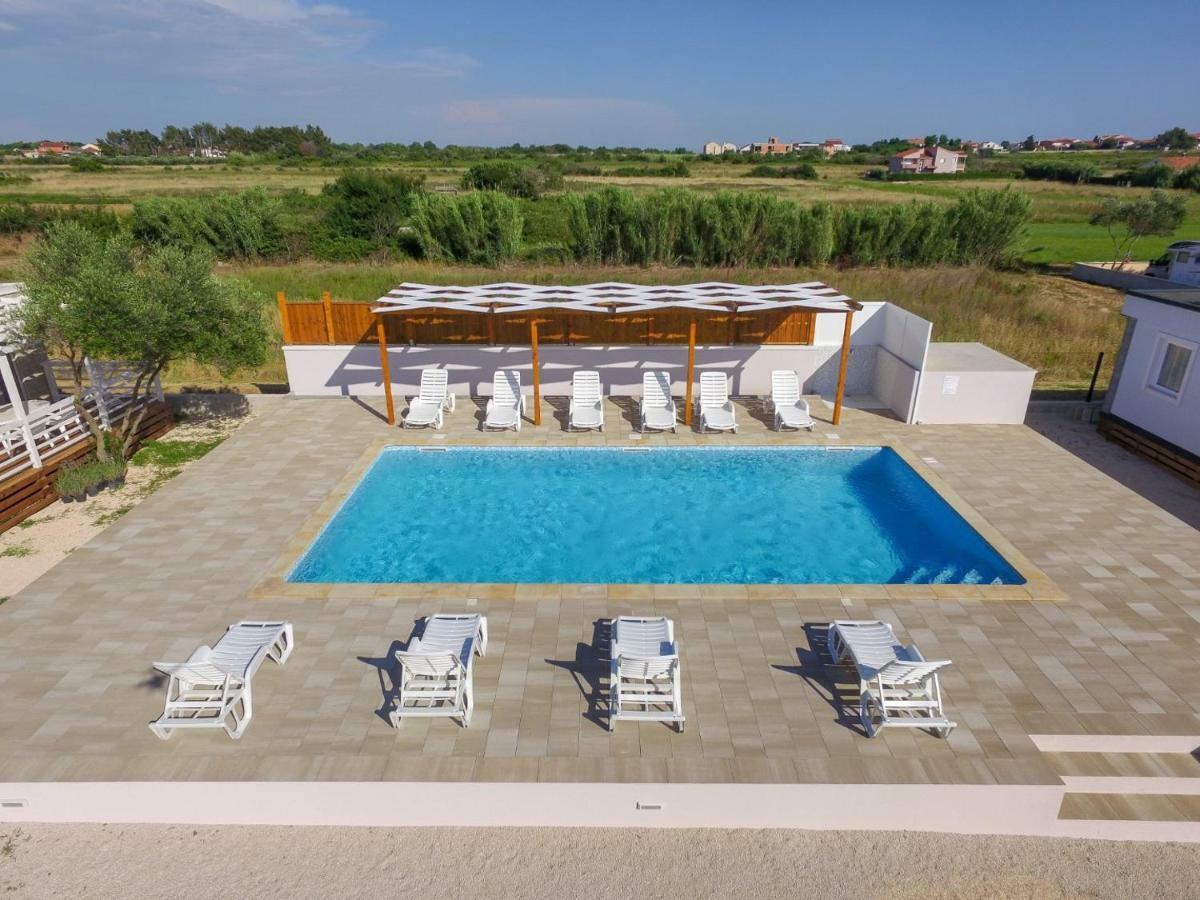Bungalov Medanic - Private Pool Привлака Экстерьер фото