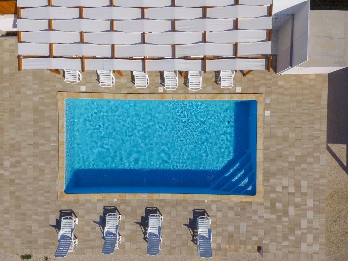 Bungalov Medanic - Private Pool Привлака Экстерьер фото